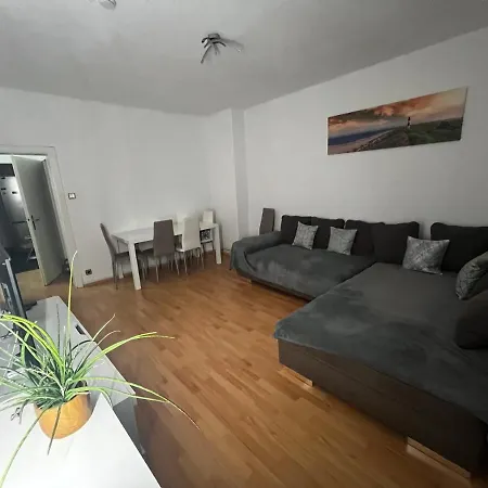 Apartment Hannover Апартаменты *